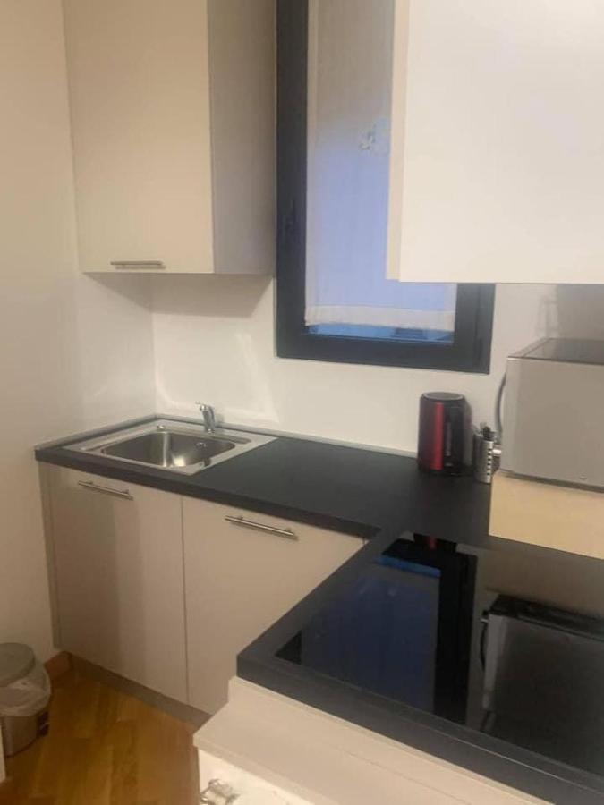 B&B Apartaments Milano Bocconi Exterior foto