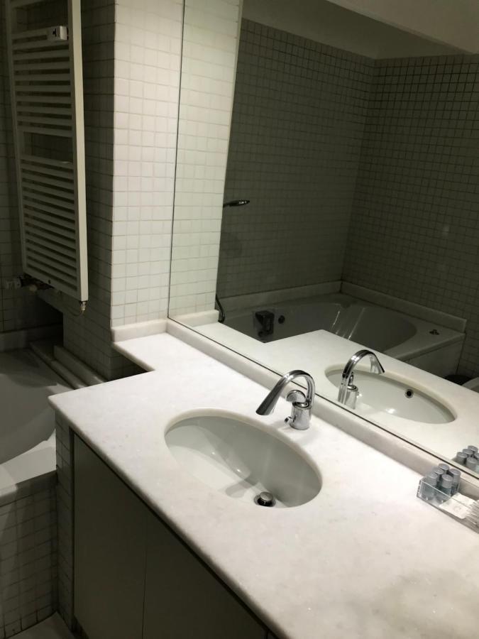 B&B Apartaments Milano Bocconi Exterior foto